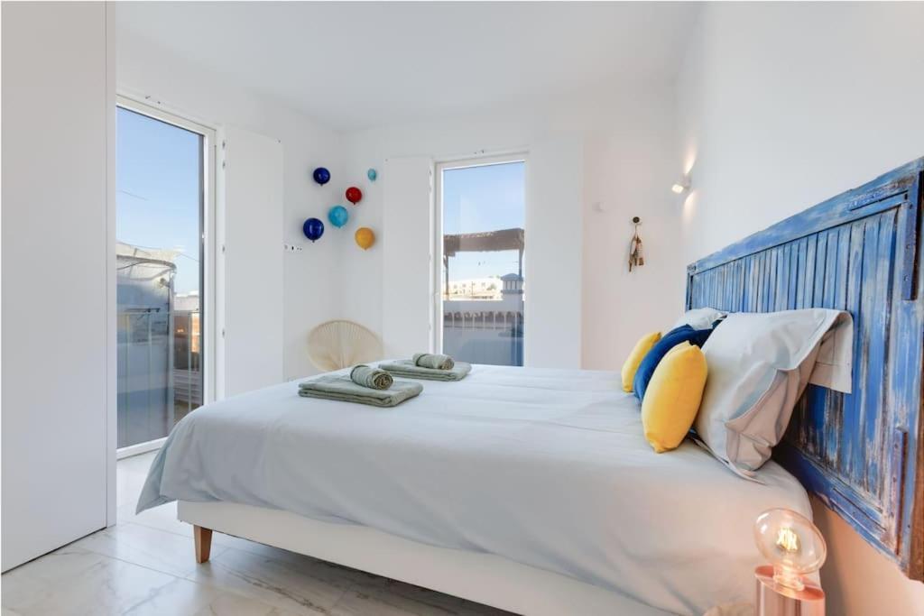 Villa Casa Lima - State Of The Art With Views And Pool In Ferragudo
