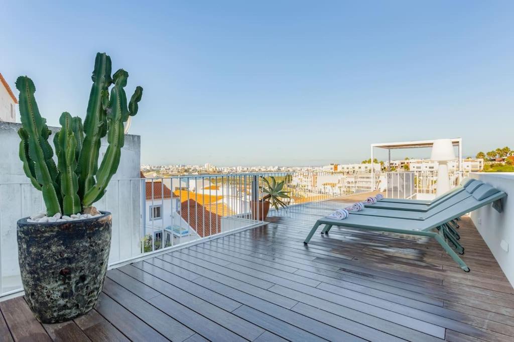 Villa Casa Lima - State Of The Art With Views And Pool In Ferragudo *
