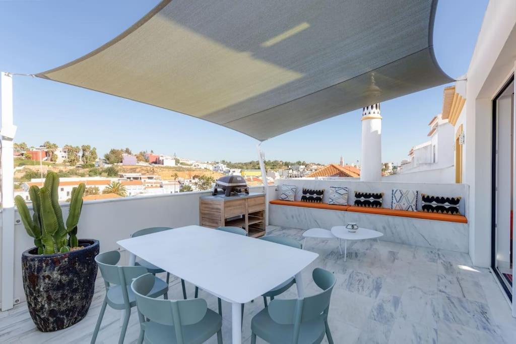 Casa Lima - State Of The Art With Views And Pool In Ferragudo
