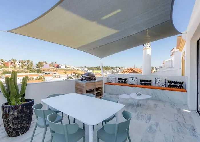 Casa Lima - State Of The Art Villa With Views And Pool In Ferragudo